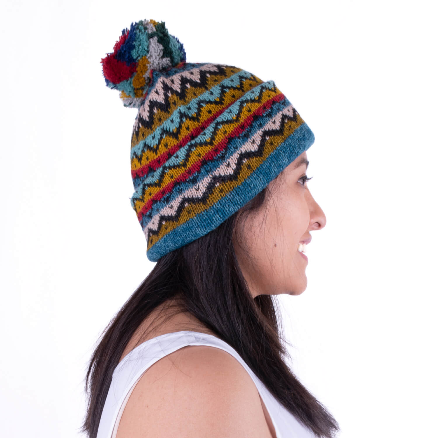 2-1-Gorro-walisuma-hat-alpaca_wool_clothing_LAM_bolivia