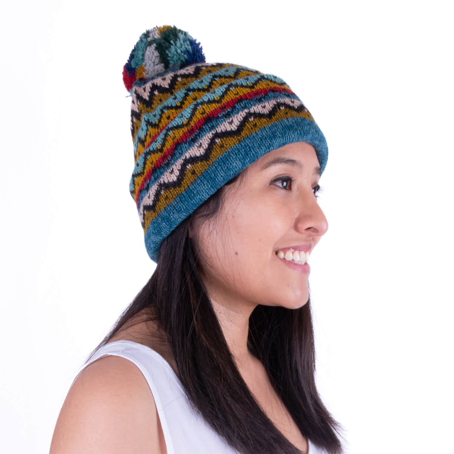 2-4-Gorro-walisuma-hat-alpaca_wool_clothing_LAM_bolivia