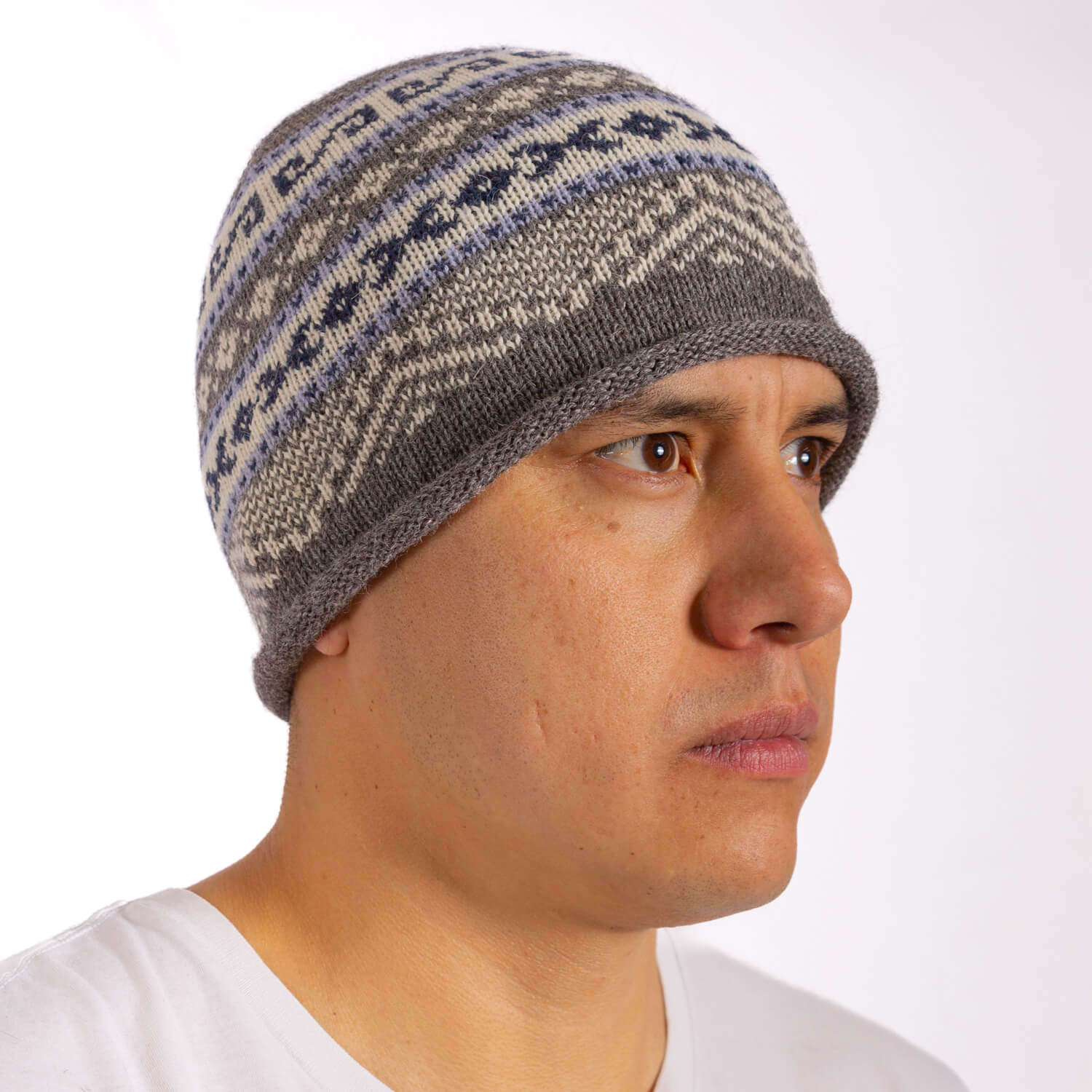 3-1-Gorro-Andes-hat_alpaca_wool_clothing_LAM_bolivia
